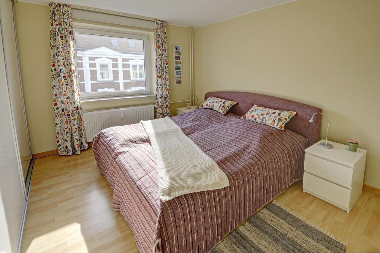 Fewo1846 - Bellevue - Sonnige 2-Zimmer-Wohnung Mit Balkon Und Hafenblick Flensburgo Exterior foto